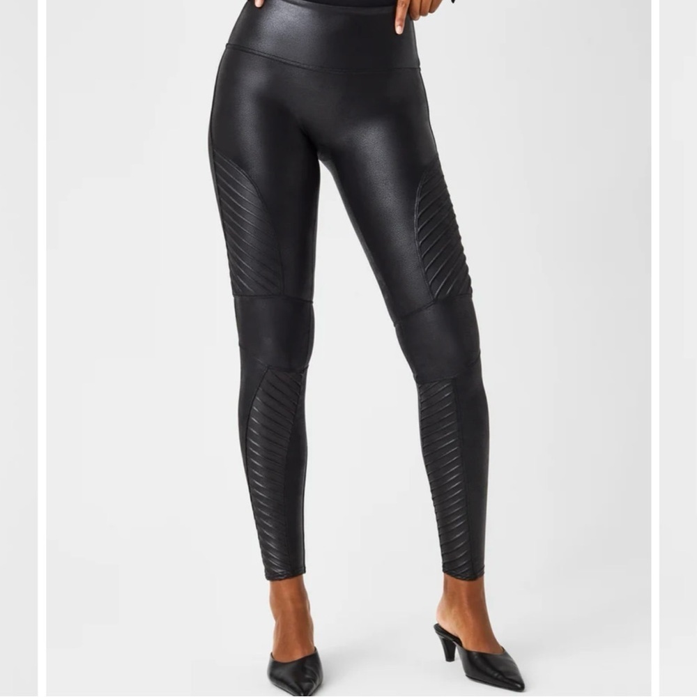 SPANX Faux Leather Moto Leggings in‎ Very Black Women's Small